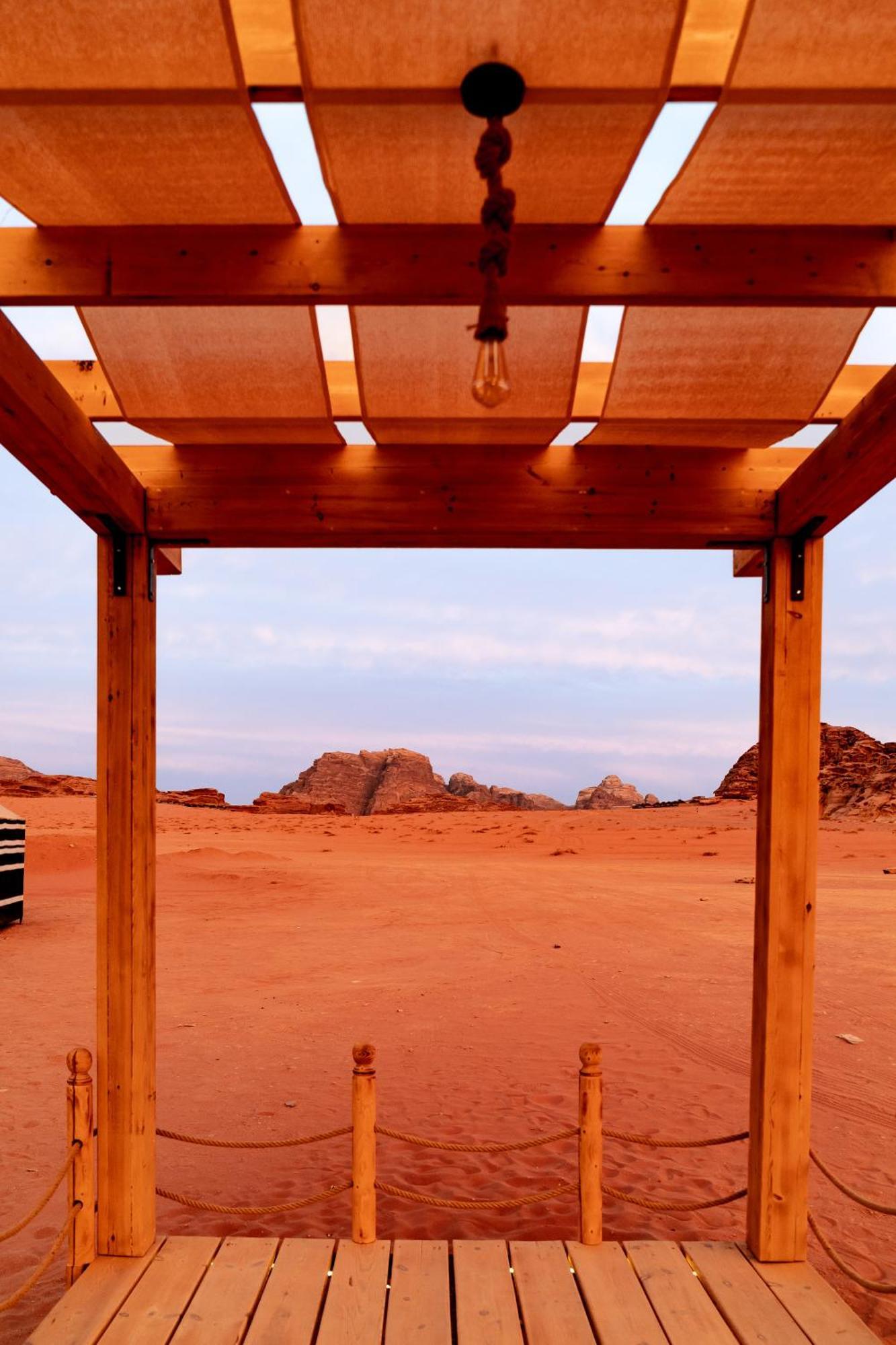 The Villas - Bedouin Boutique Resort Вади Рум Екстериор снимка